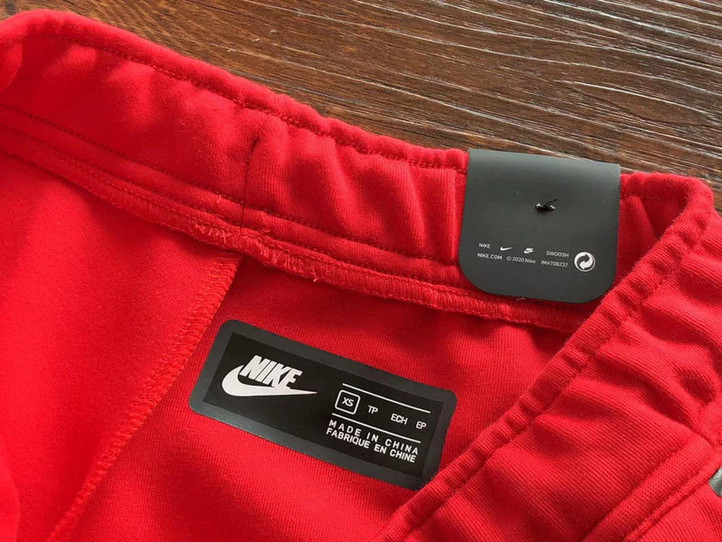 NIKE TECH FLEECE PANTS X UNIVERSITY RED